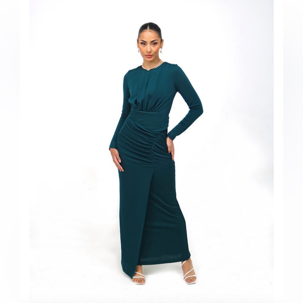 Inqlude dress.